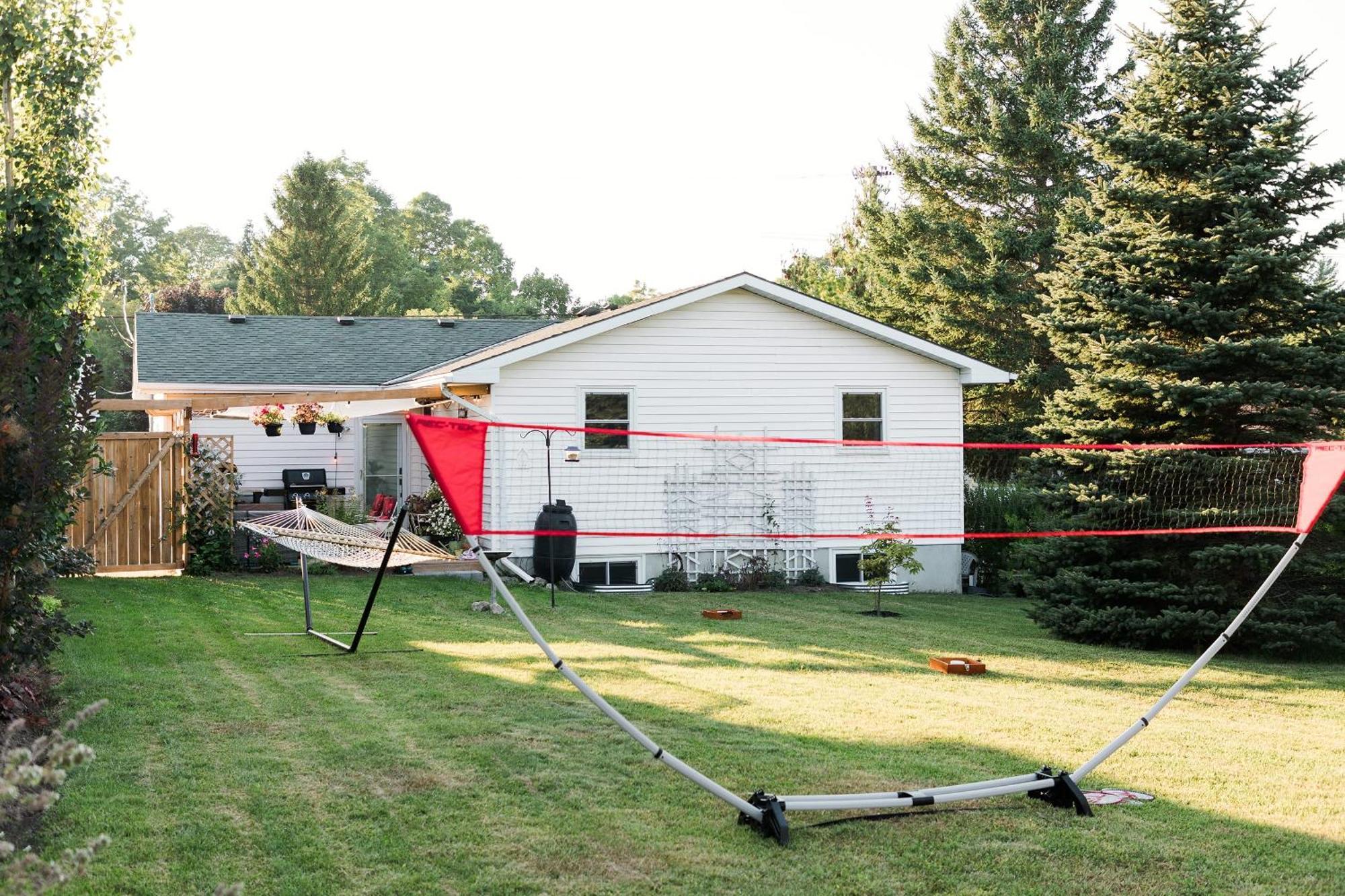 The Old Homestead - Gorgeous Backyard Right In The Heart Of Picton Exterior photo